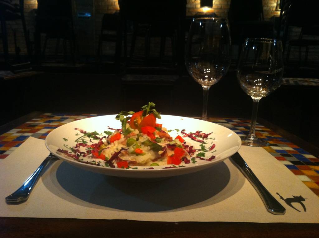 	O risoto de parma do Tom Jazz, tamb&eacute;m servido no prato (R$ 38,00)