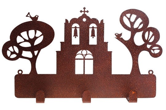 Porta-chaves de ferro da artista Eleonara Hoshino, R$ 298,00. Cores do Brasil, Shopping Villa-Lobos, tel.: 3022-8527.