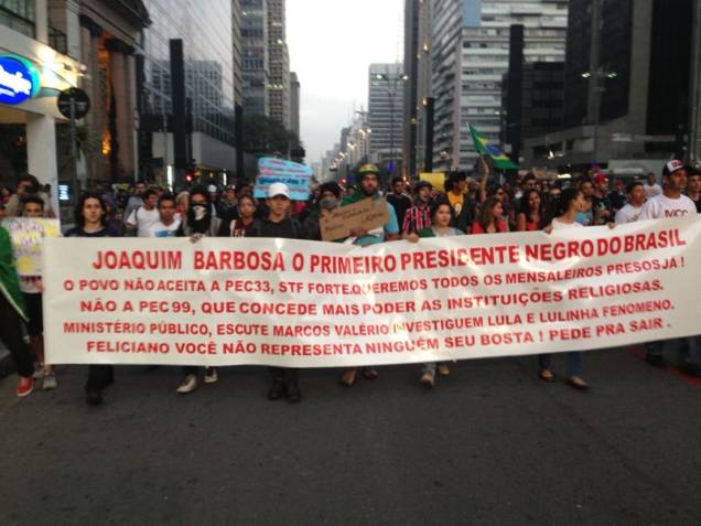 	Protesto ocupa a Avenida Paulista na tarde de sábado