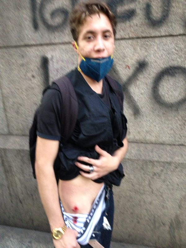 	Willian Faria, de 21 anos, foi atropelado por um carro que tentava fugir da manifestação