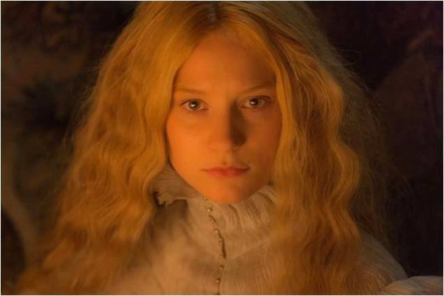 A Colina Escarlate: a atriz Mia Wasikowska, no papel da escritora Edith Cushing