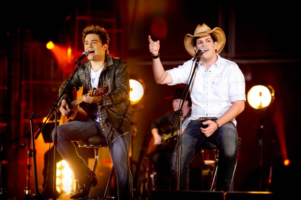 Fernando & Sorocaba: dupla se apresenta Festa do Pe&atilde;o Barretos no dia 28 de agosto