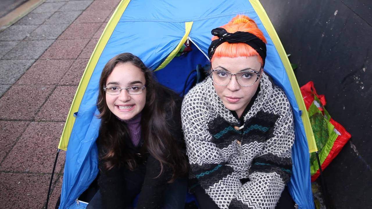Fãs do Paramore acampados