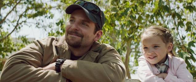 Sniper Americano: o atirador de elite Chris Kyle (Bradley Cooper)