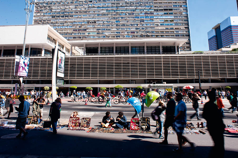 camelô paulista abre