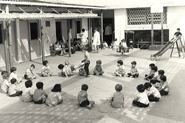 	Terceiro andar do prédio: pátio para recreação da escola