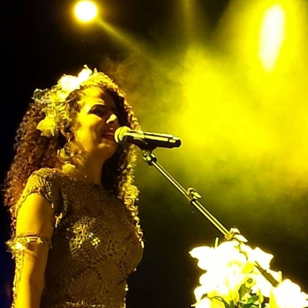 A cantora Vanessa da Mata em sua apresentação no Palco Júlio Prestes