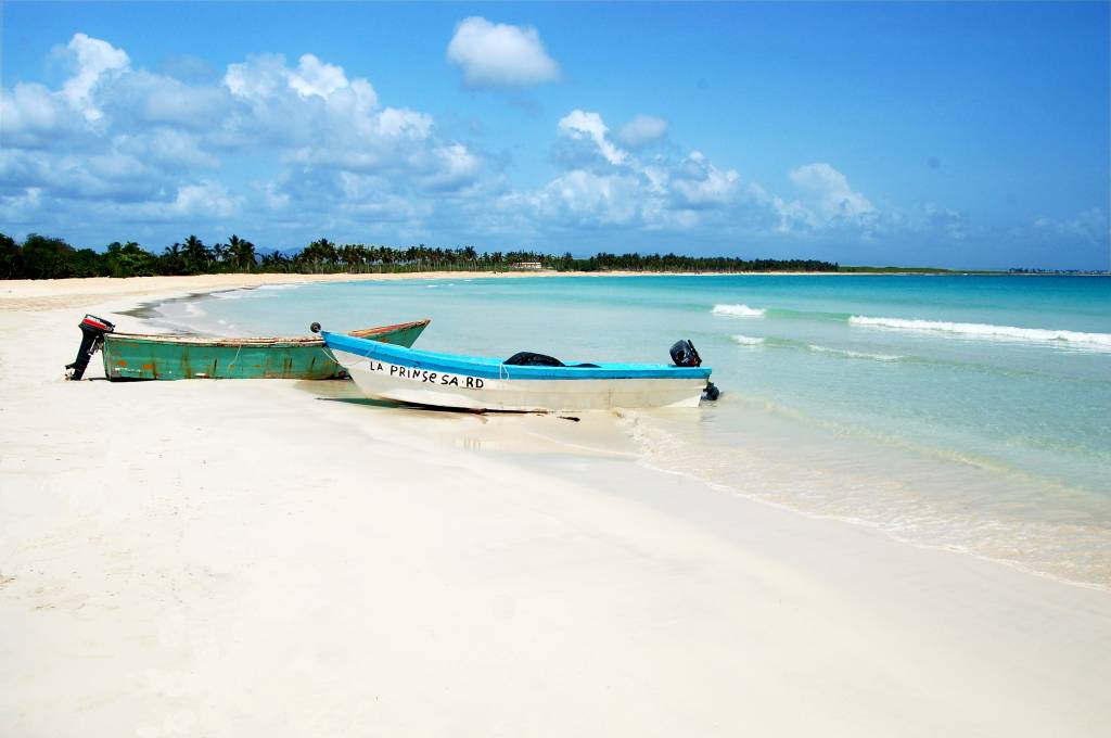 A Isla Saona, um dos principais passeios de quem vai a Punta Cana: a praia paradis&iacute;aca teria sido usada na loca&ccedil;&atilde;o em filmes como &lsquo;A Lagoa Azul&rsquo; e &lsquo;Piratas do Caribe&rsquo;