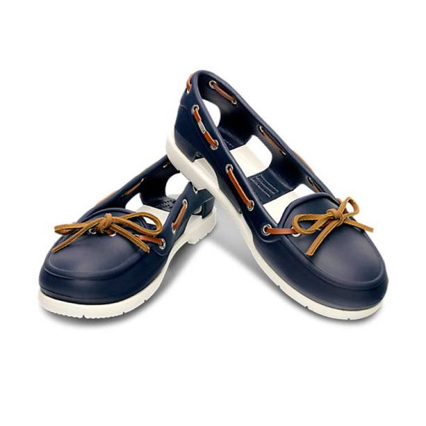 Sapato Crocs, R$ 199,90, na <a href="https://www.regatta.com.br" rel="Loja Regatta" target="_blank">Loja Regatta</a>