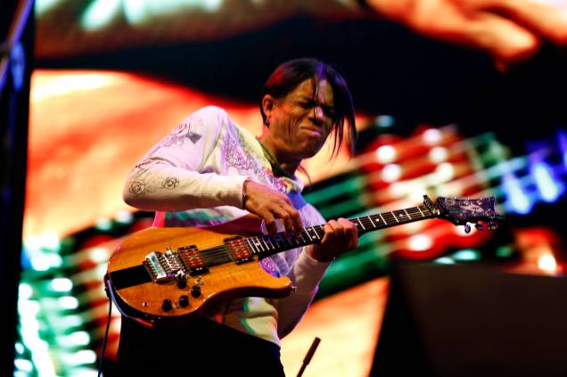 	O guitarrista americano Stanley Jordan toca durante a Virada Cultural