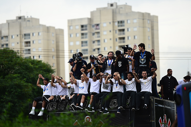 Os jogadores fizeram questão de agradecer ao apoio da torcida