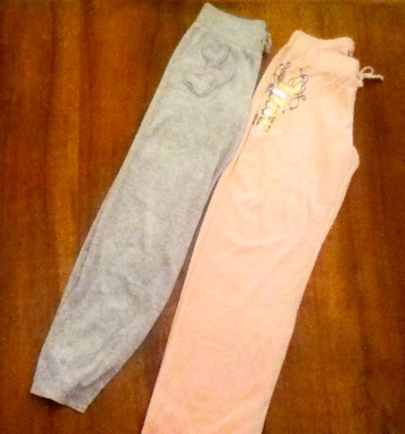 Cal&ccedil;as da Juicy Couture. Pre&ccedil;o: R$ 10,00 cada pe&ccedil;a