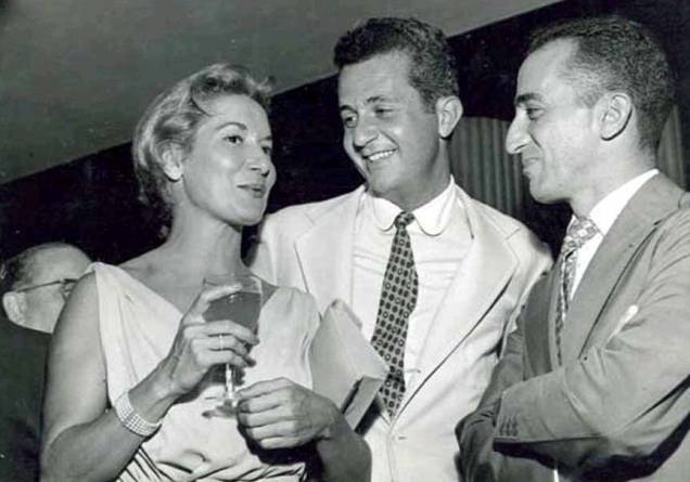 	Cleyde Yáconis com Fredi Kleemann e Millôr Fernandes, 1958