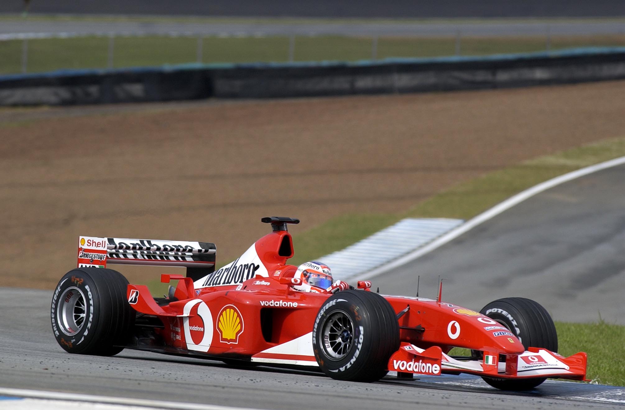 Evento em Interlagos exibe modelos de Ferraris e promove ...