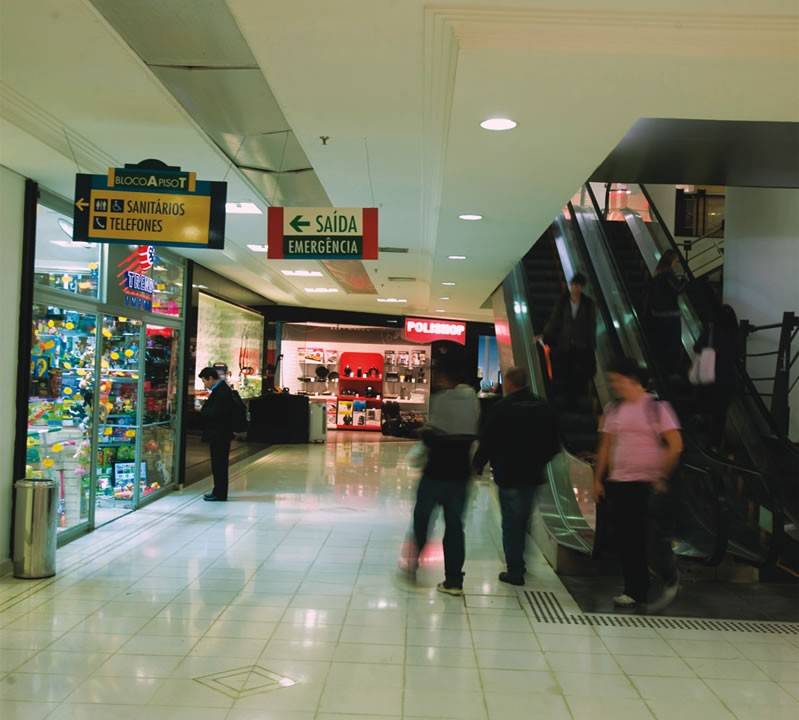 Shopping West Plaza - 2218