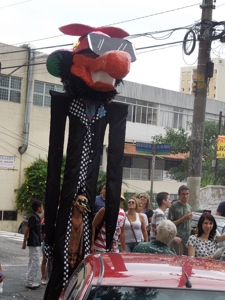 Boneco de Olinda: chega o mascote do Urub&oacute;