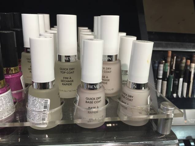 Esmalte Revlon (36 reais) Esmalte Revlon (36 reais)