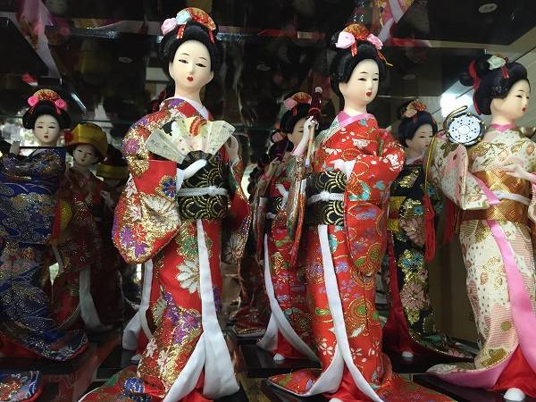 Boneca japonesa (65 reais)