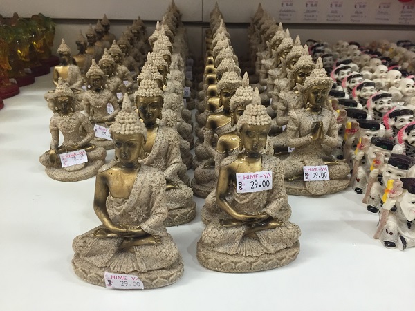 Mini estatuetas de Buda (29 reais)