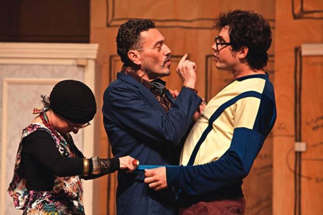 Denise Machado, Paulo Ivo e Sérgio Guizé: Chá com Limão segue no palco do Teatro Gazeta