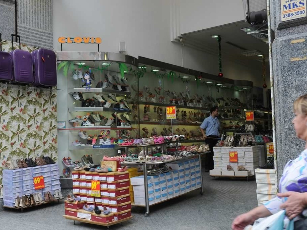 Clovis calçados store são miguel