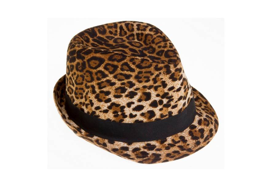 	Chapéu animal print. R$ 39,90.