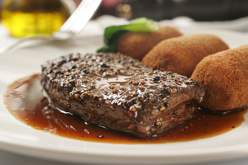 Rive Gauche Cuisine - steak au poivre