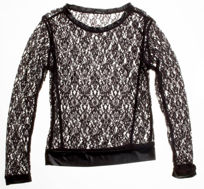 	Blusa de renda. R$ 39,90.