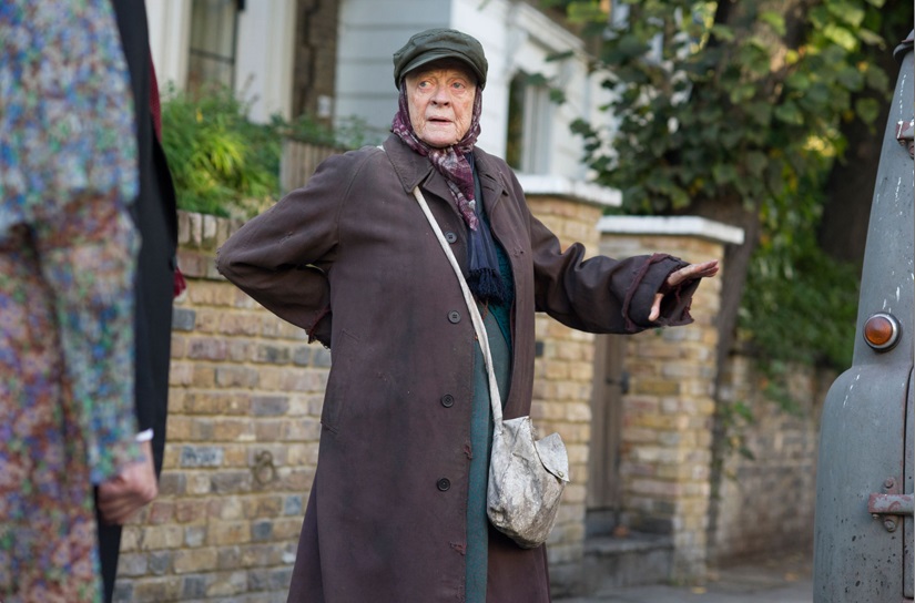 A Senhora da Van: Mary Shepherd é uma senhora que mora em uma van num bairro de Londres