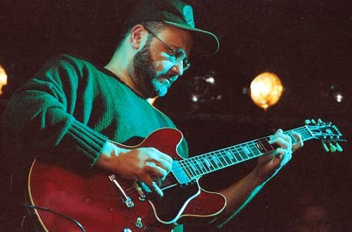 O guitarrista André Christovam O guitarrista André Christovam