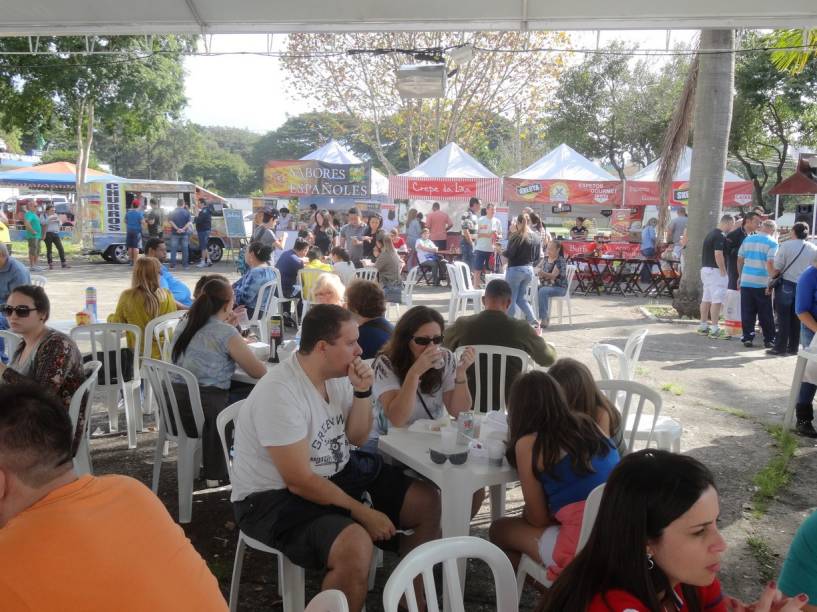 A Arena Food Truck muda seu ponto de parada todas as semanas