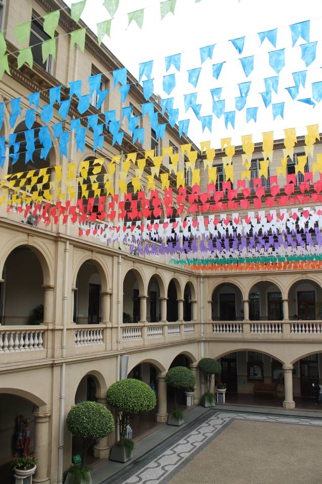 Comidinhas e apresentações no Arraiá do Colégio Marista Arquidiocesano Comidinhas e apresentações no Arraiá do Colégio Marista Arquidiocesano