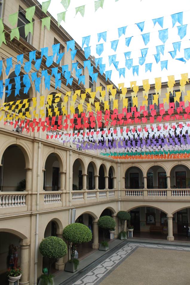 Comidinhas e apresentações no Arraiá do Colégio Marista Arquidiocesano