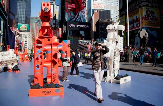 Obras ocuparam a Times Square, em Nova York, em 2012