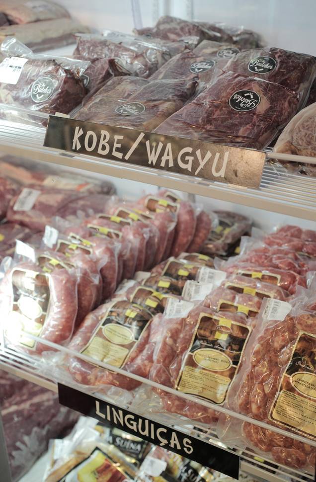 Entre as variedades de carnes bovinas estão cortes de gado wagyu