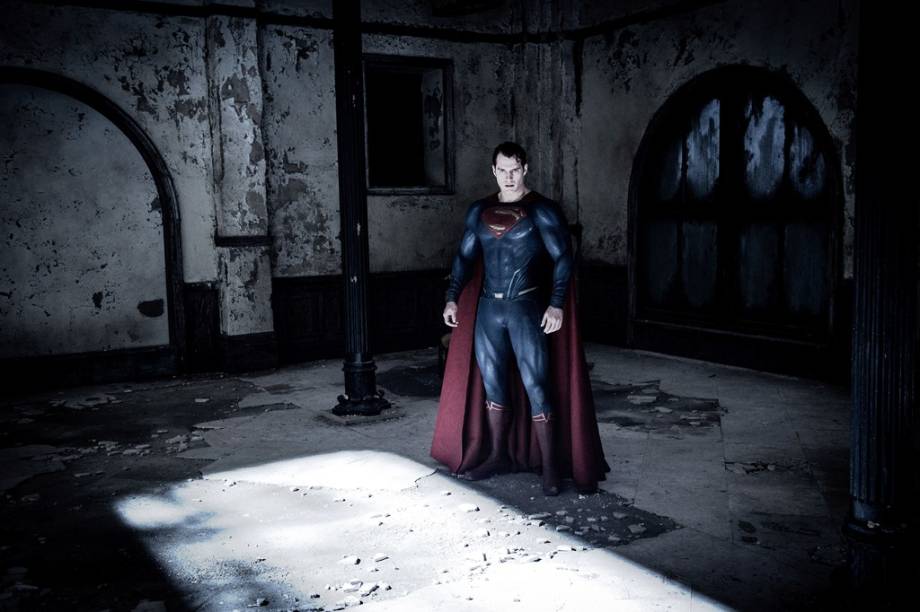 Henry Cavill é o Superman em A Origem da Justiça! - Blog do