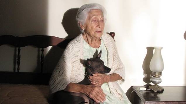 Casadentro: Pilar tem 81 anos e vive uma rotina tranquila em um vilarejo do interior do Peru Casadentro: Pilar tem 81 anos e vive uma rotina tranquila em um vilarejo do interior do Peru