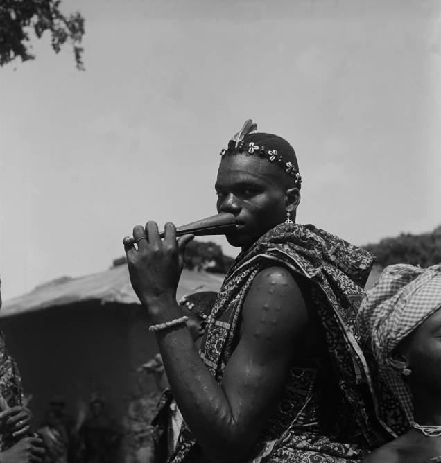 Retrato de tribo na África: uma das 220 imagens selecionadas para a mostra