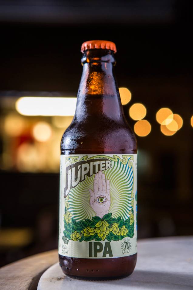 A seção etílica traz a Júpiter American Pale Ale A seção etílica traz a Júpiter American Pale Ale