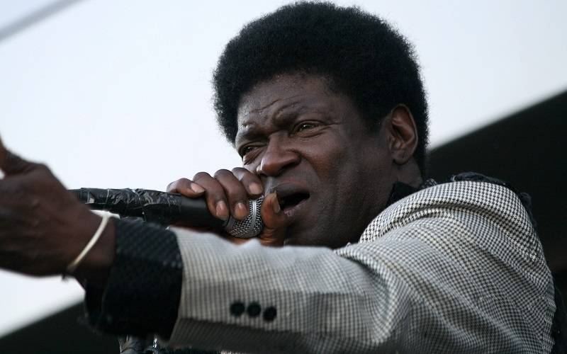 O cantor Charles Bradley