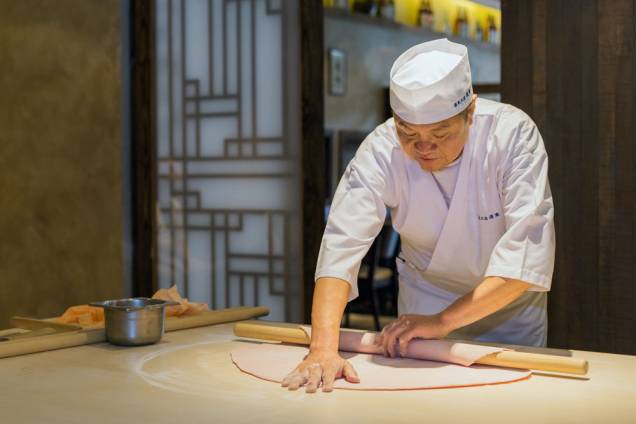 O chef japonês Koichi Mori
