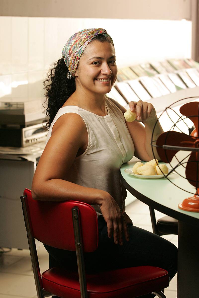 A chef Talitha Barros, responsável pelo cardápio e pela seleção musical