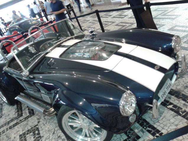 Shelby Cobra: há 50 anos o carro começou a participar das provas organizadas pela Federação Internacional de Automobilismo (FIA)