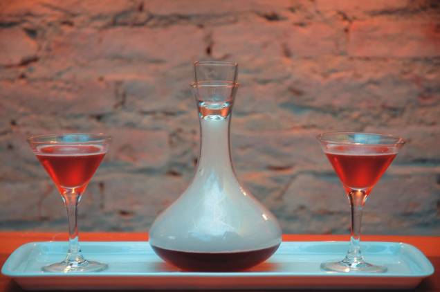 Novidade do NOH: o oak smoke vem servido num decanter Novidade do NOH: o oak smoke vem servido num decanter