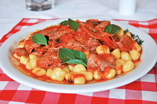 La Pergoletta: nhoque macio ao molho de tomate