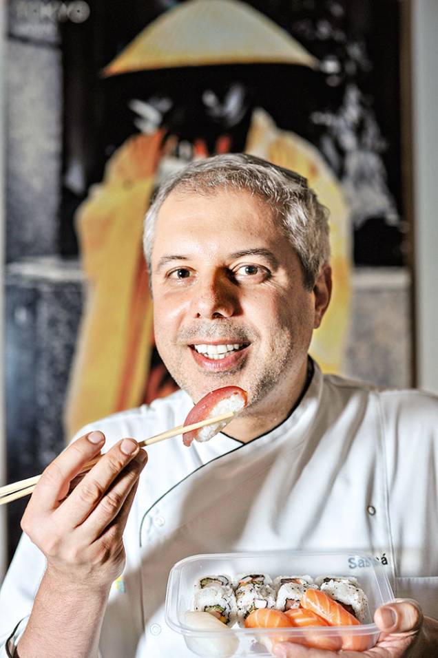 Alexandre Saber inaugura novas lojas Alexandre Saber inaugura novas lojas