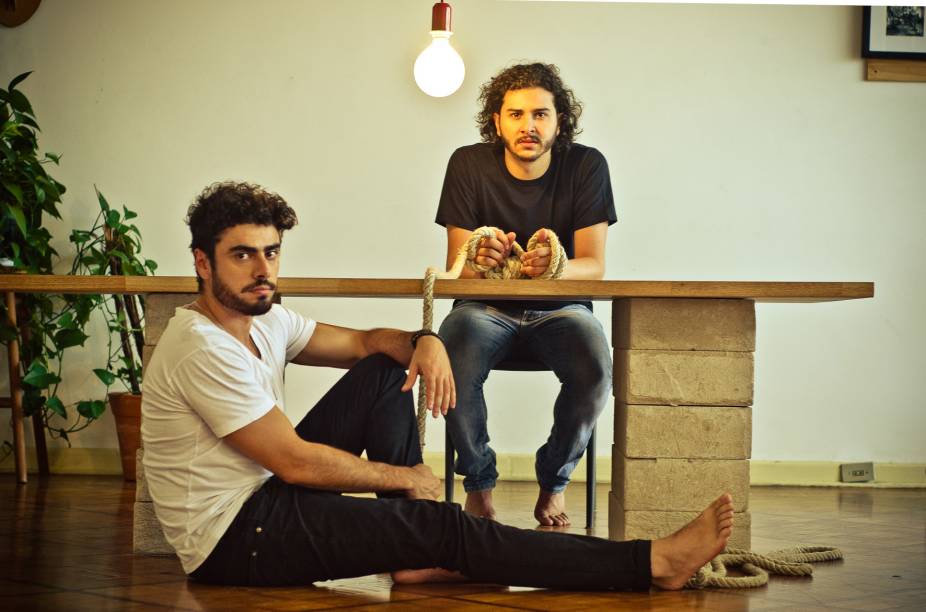 Caio Oviedo e Welington Landim: impasse sentimental