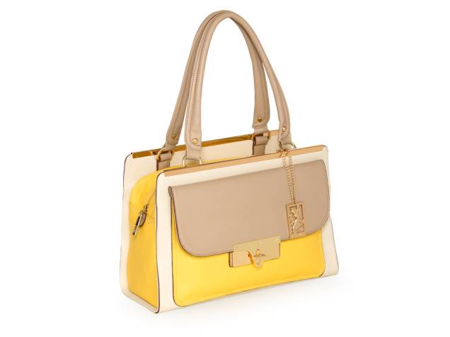 Bolsa com alça curta, da linha Multicor, na Fellipe Krein, Shopping Anália Franco Bolsa com alça curta, da linha Multicor, na Fellipe Krein, Shopping Anália Franco