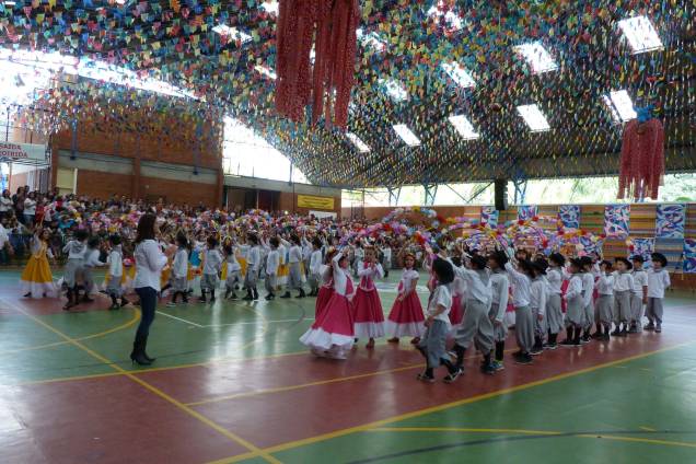 Festa Junina no Colégio Santa Maria recebe até nove mil pessoas