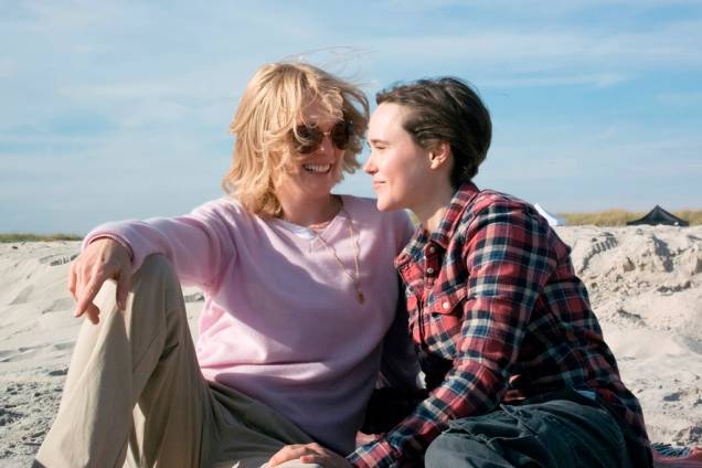 Amor por Direito: Julianne Moore e Ellen Page formam um casal que luta para assegurar os benefícios de pensão